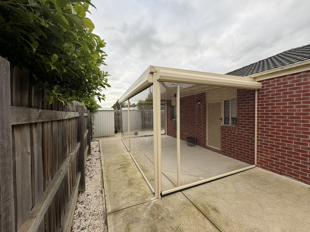 Patio blinds enclosing a Melbourne outdoor living area